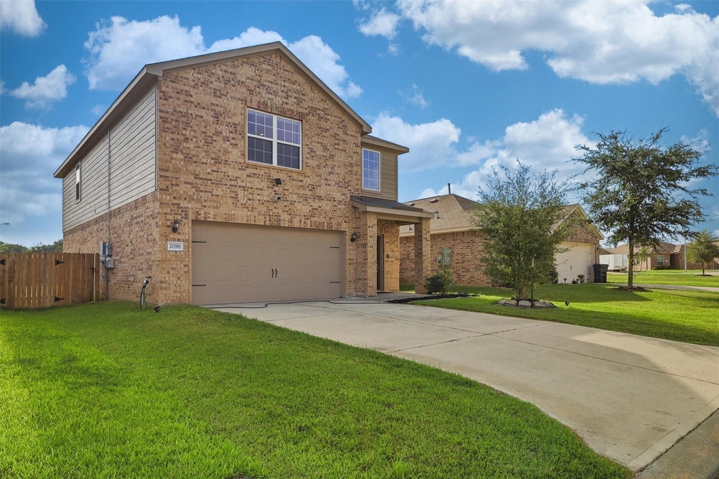 20918 Capulin Lakes Drive - Photo 1