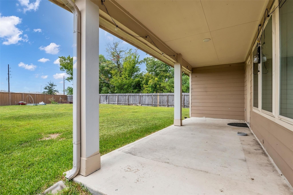 7126 Aliaga Creek Court - Photo 21