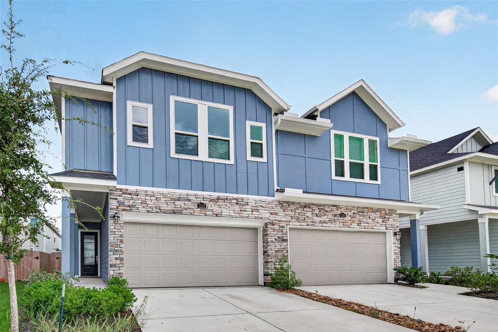 2212 Via Vicky Road - Photo 0