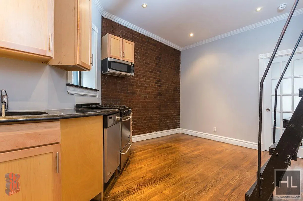 East 23 Street - Photo 0