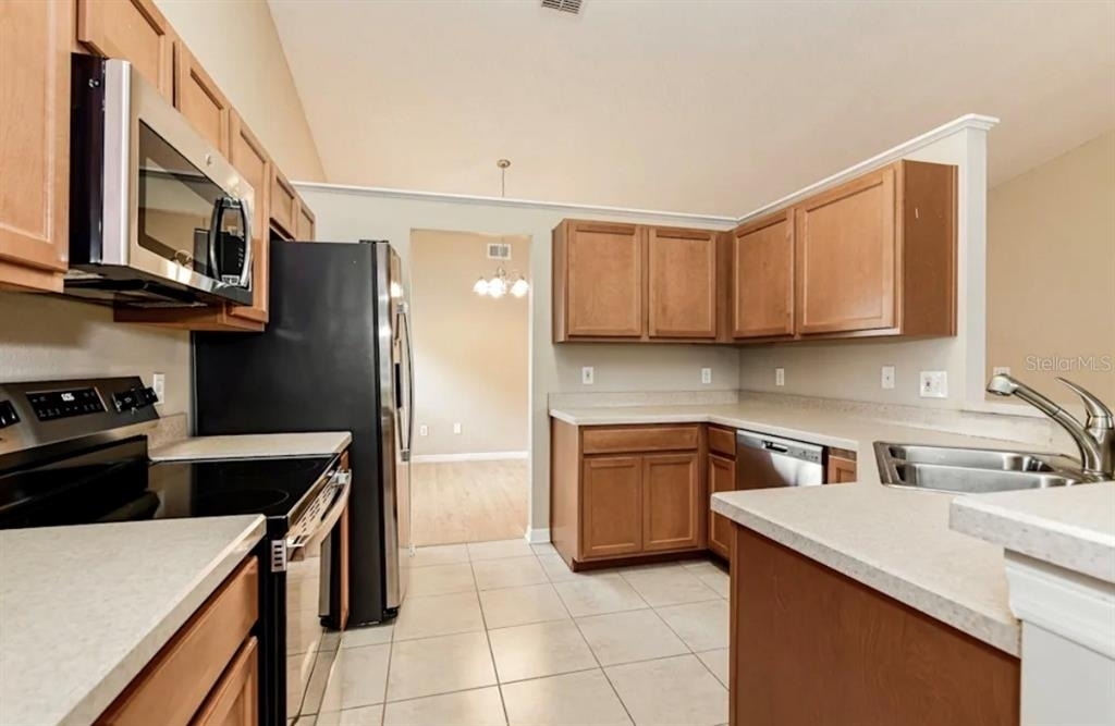 12535 Newfield Drive - Photo 2