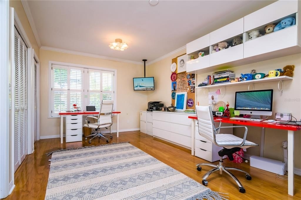 827 S Delaware Avenue - Photo 48