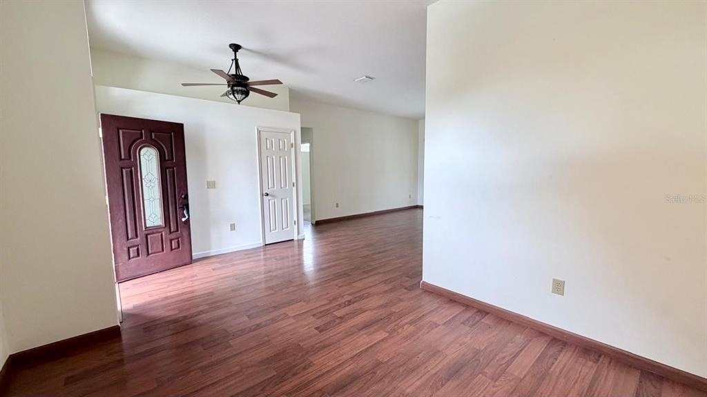 9639 Fox Hearst Road - Photo 4