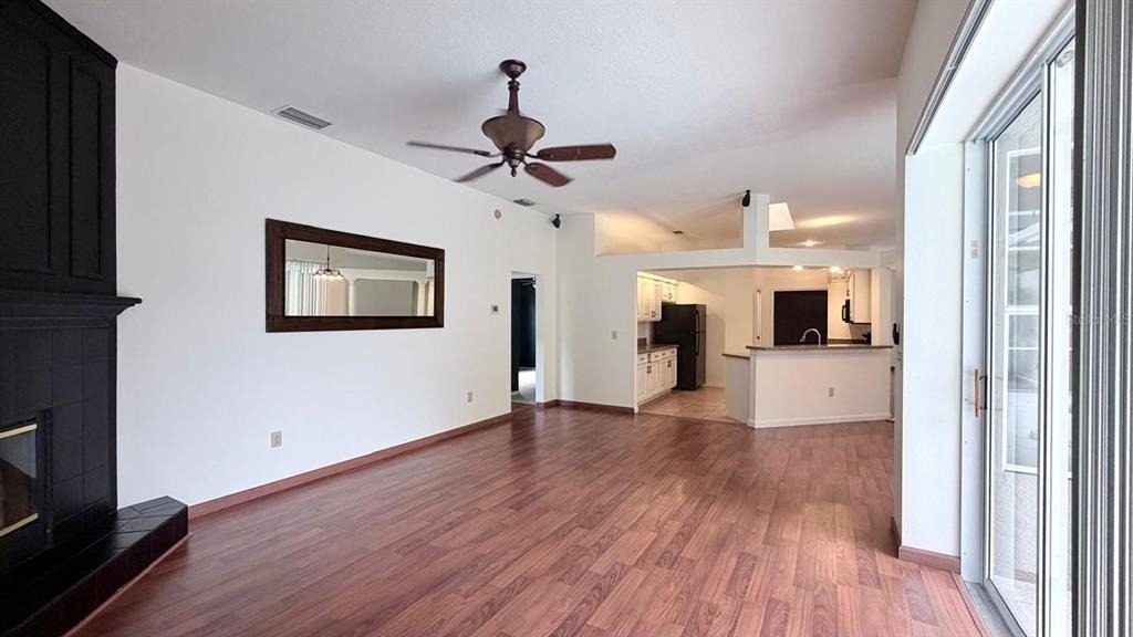 9639 Fox Hearst Road - Photo 11