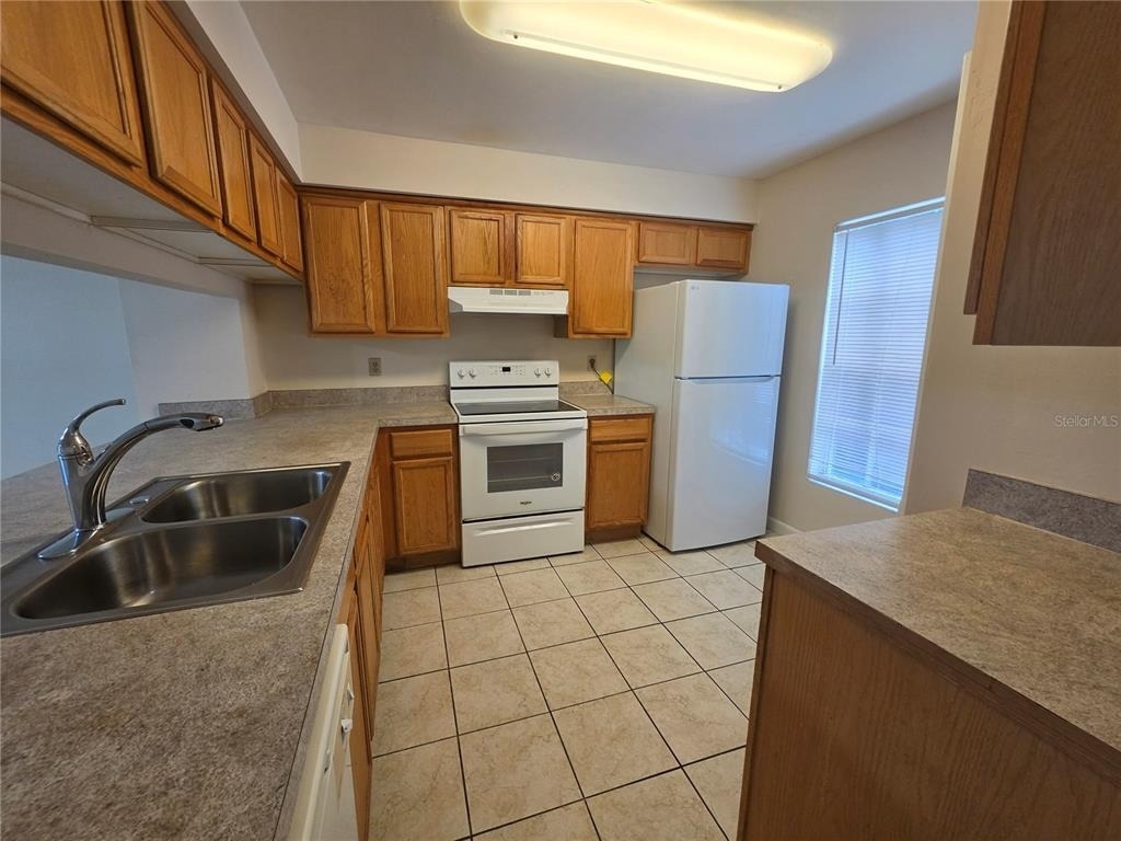 5194 Sunridge Palms Drive - Photo 8