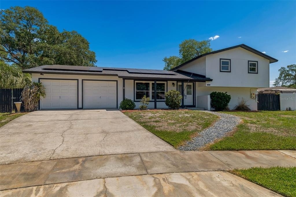 7111 Gateway Court - Photo 1