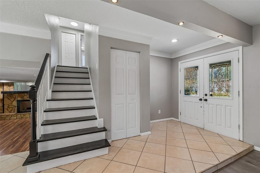 7111 Gateway Court - Photo 6