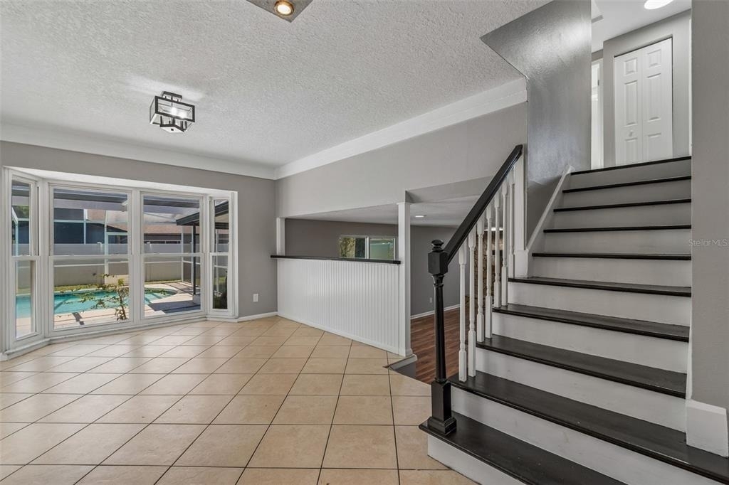 7111 Gateway Court - Photo 8