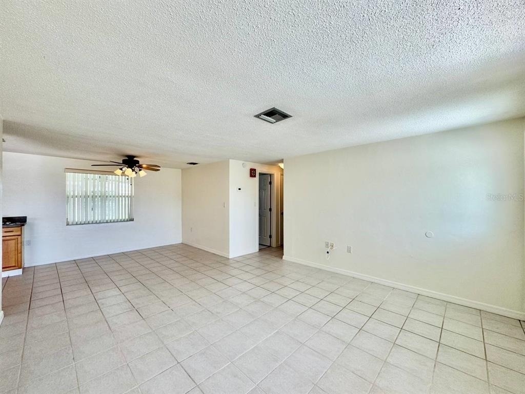 3131 Roxbury Drive - Photo 4