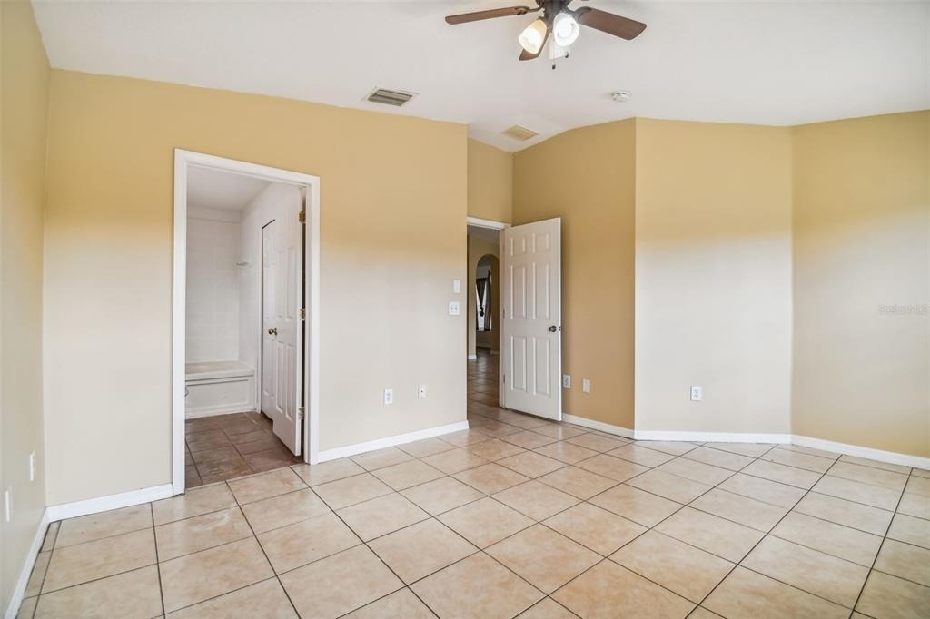 7956 Carriage Pointe Drive - Photo 6