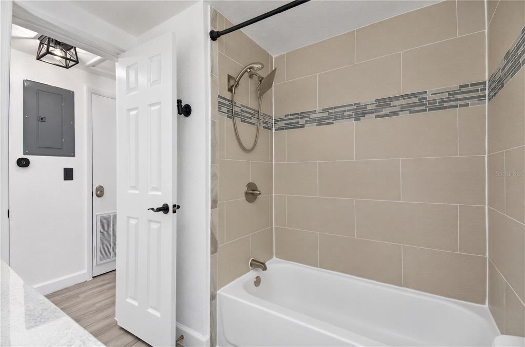 9616 Pine Ridge Avenue - Photo 12
