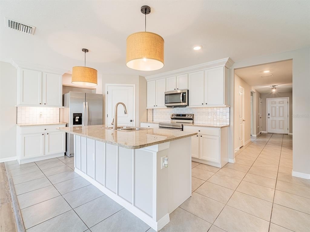 13748 Wineberry Drive - Photo 6
