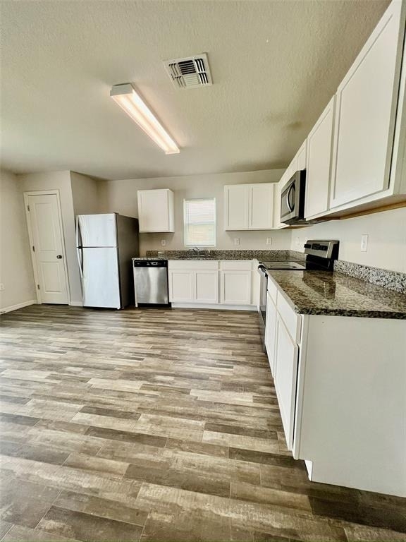 26485 Mary Avenue - Photo 4