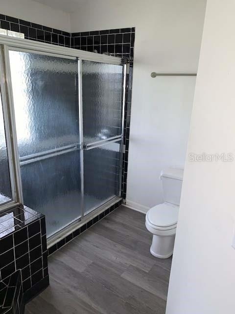 211 Oakwood Boulevard - Photo 8