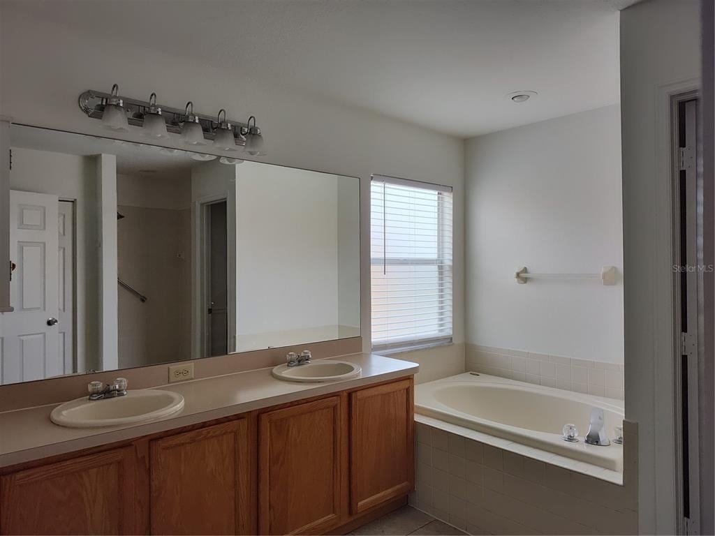 27536 Breakers Drive - Photo 7