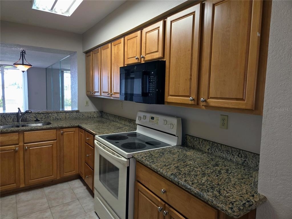 5801 Bahia Del Mar Circle - Photo 8