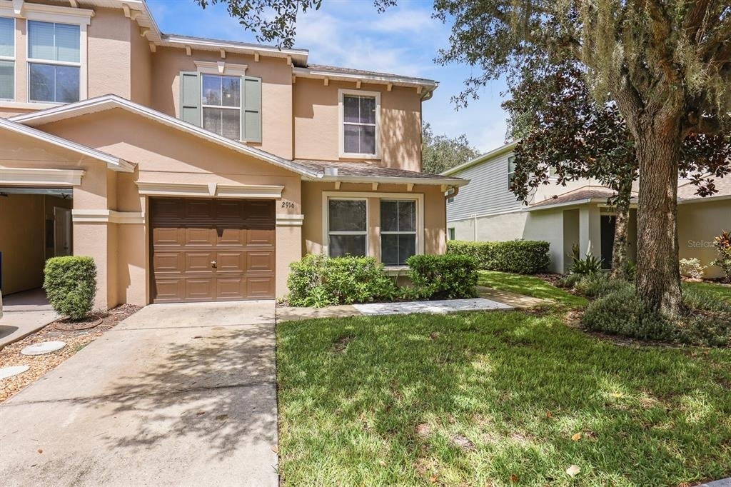 2916 Royal Tuscan Lane - Photo 0