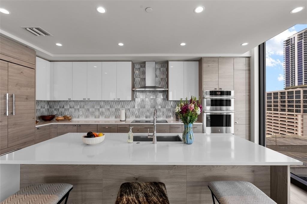 301 1st. St. S - Photo 3
