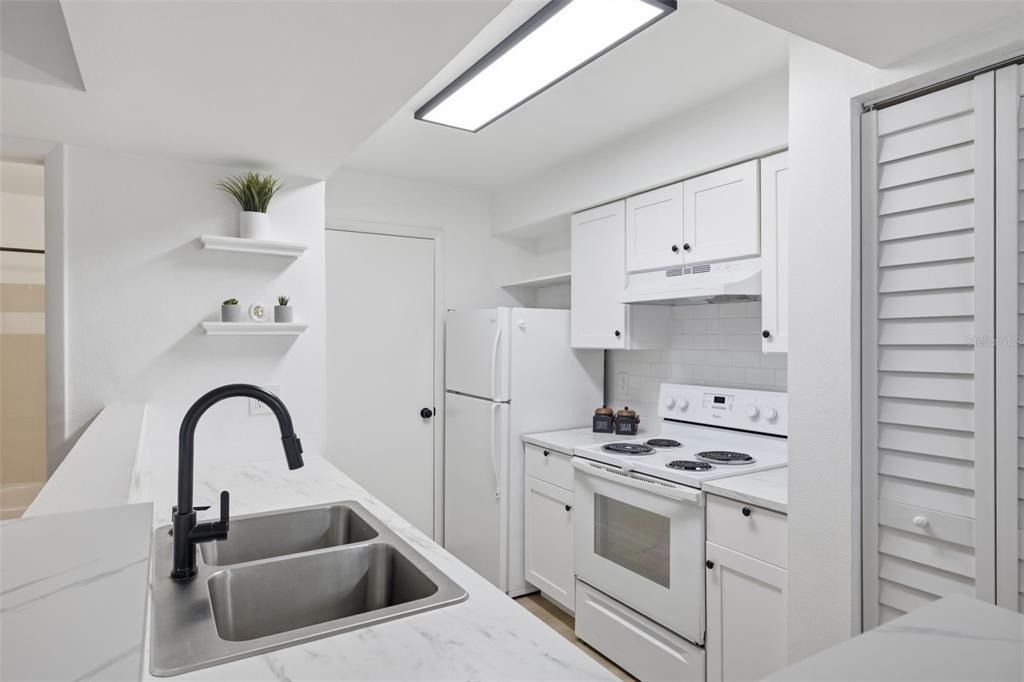 3038 Parkway Boulevard - Photo 11