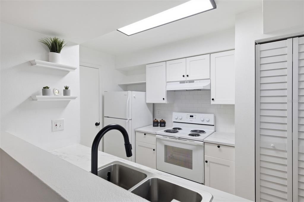 3038 Parkway Boulevard - Photo 10