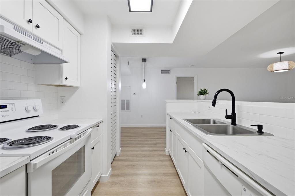 3038 Parkway Boulevard - Photo 12