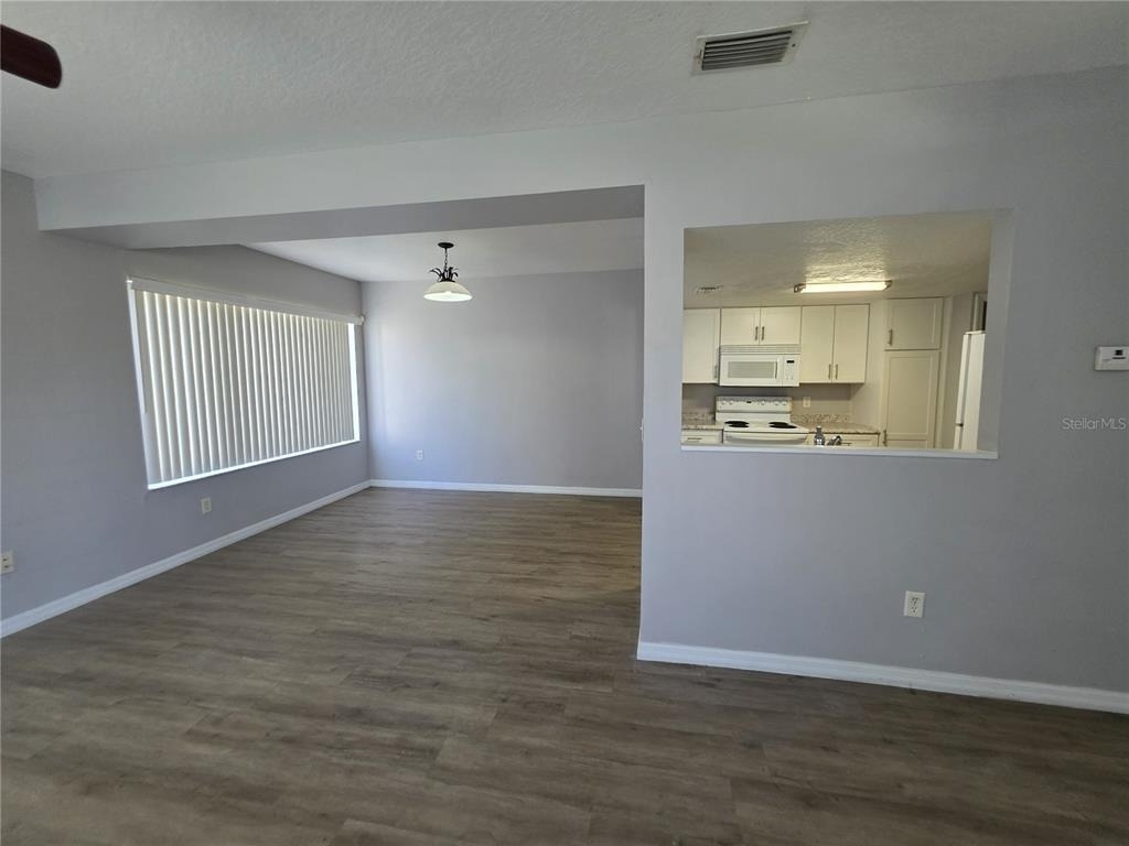 937 Washington Palm Loop - Photo 5