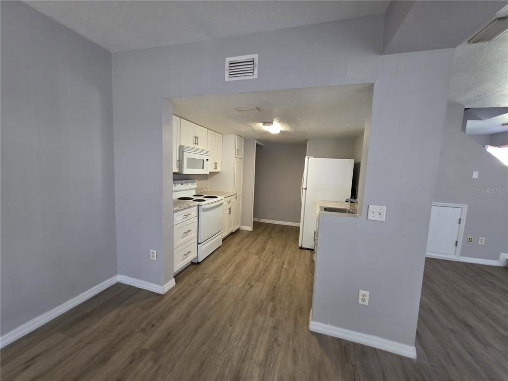 937 Washington Palm Loop - Photo 4