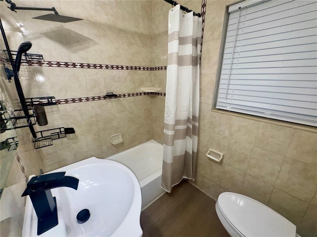 1111 Romano Avenue - Photo 11