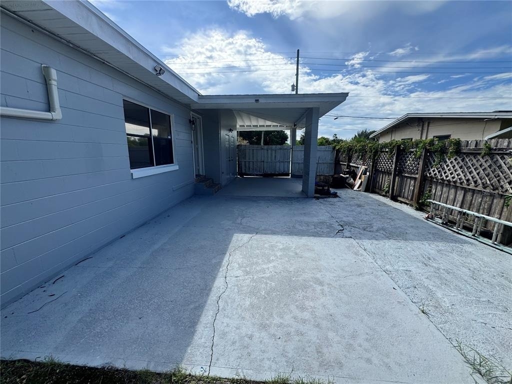 1111 Romano Avenue - Photo 18