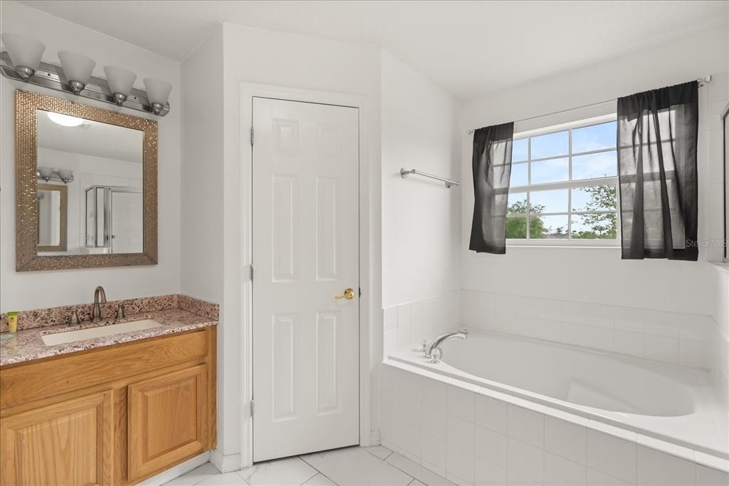 4722 Cumbrian Lakes Drive - Photo 29