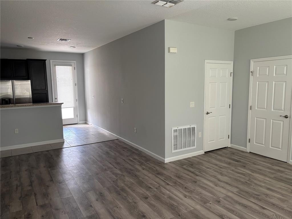 193 Holly Village Drive - Photo 3
