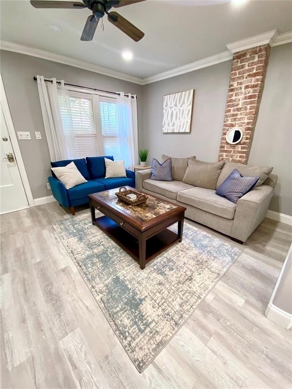 1708 Garvin Street - Photo 2