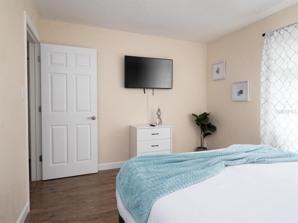1425 Ne 13th Street - Photo 3