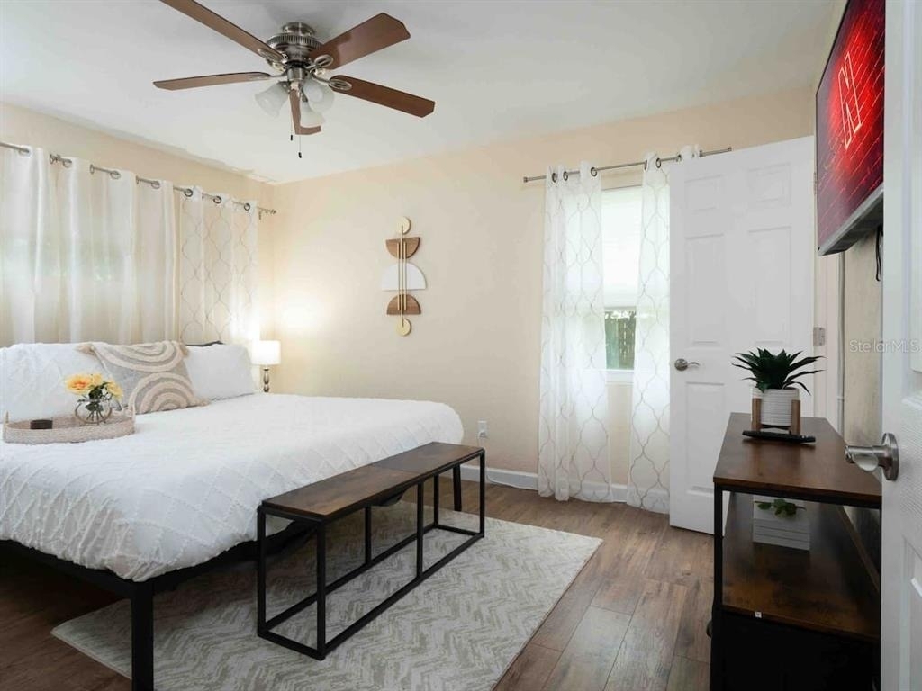 1425 Ne 13th Street - Photo 2