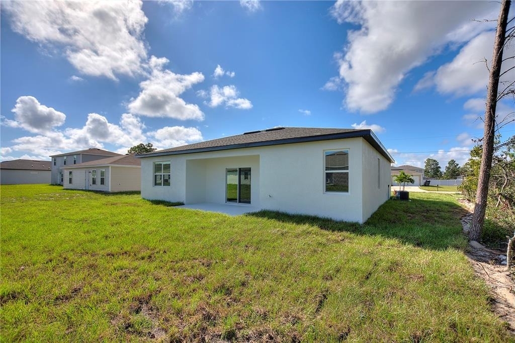 205 Hyacinth Court - Photo 29