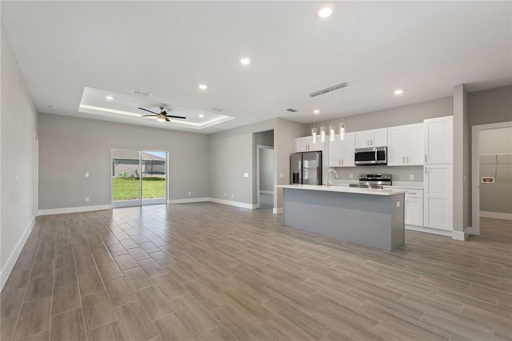 205 Hyacinth Court - Photo 12