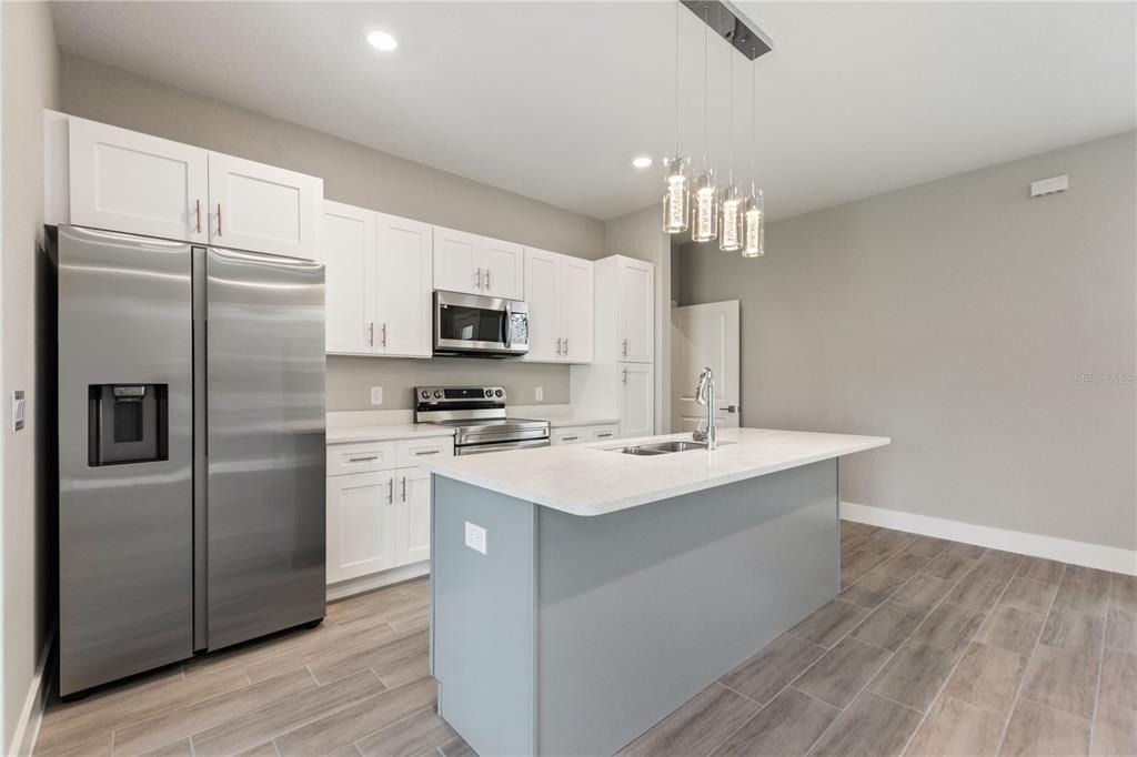 205 Hyacinth Court - Photo 13
