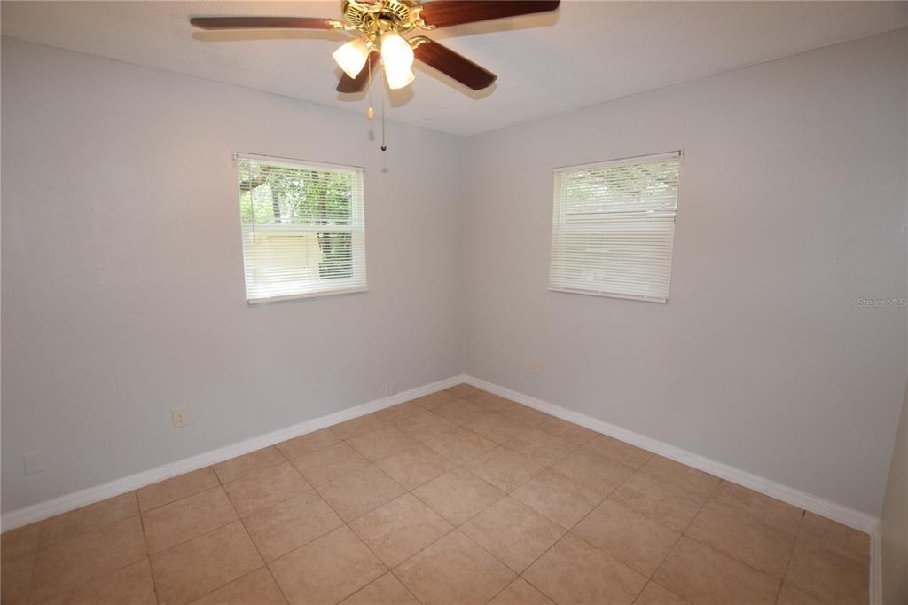 202 James Court - Photo 13