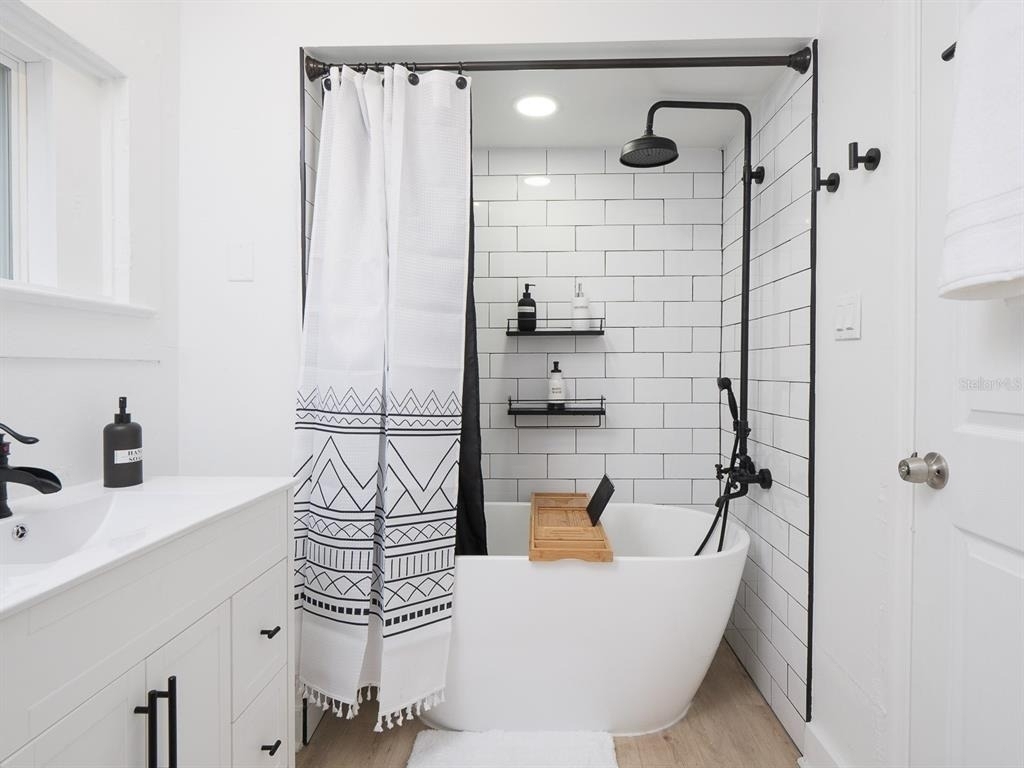1005 Ne 3rd Avenue - Photo 23