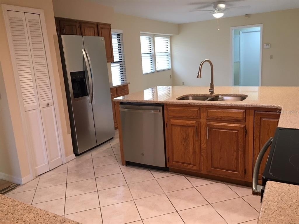 7760 Harlie Street - Photo 7