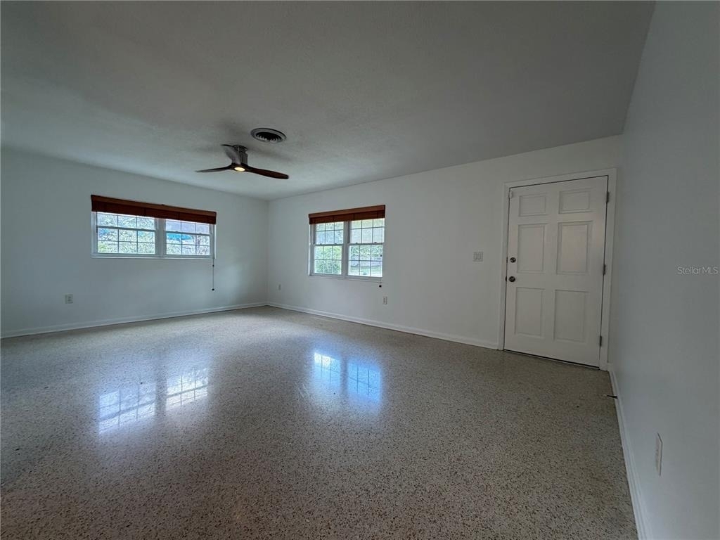 504 Adirondack Avenue - Photo 1