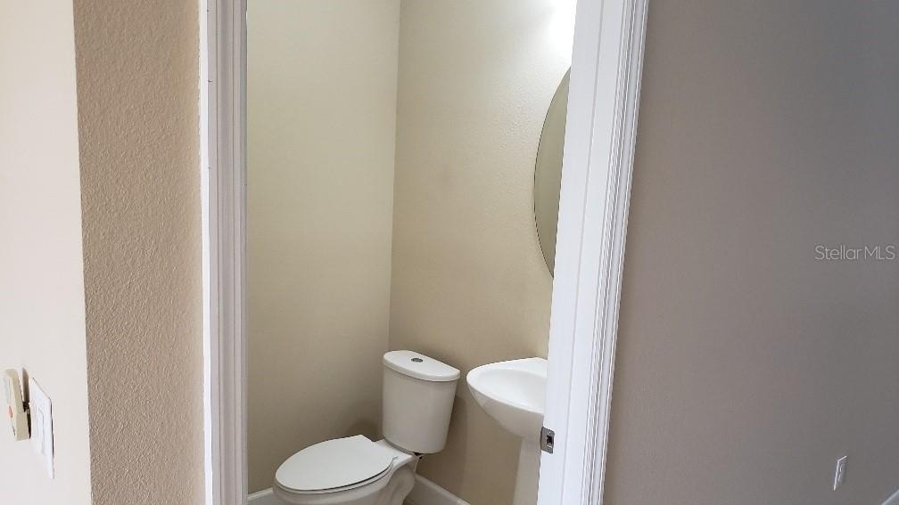 13818 Eliot Avenue - Photo 17
