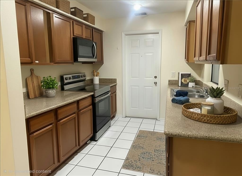 1786 Giles Street - Photo 6