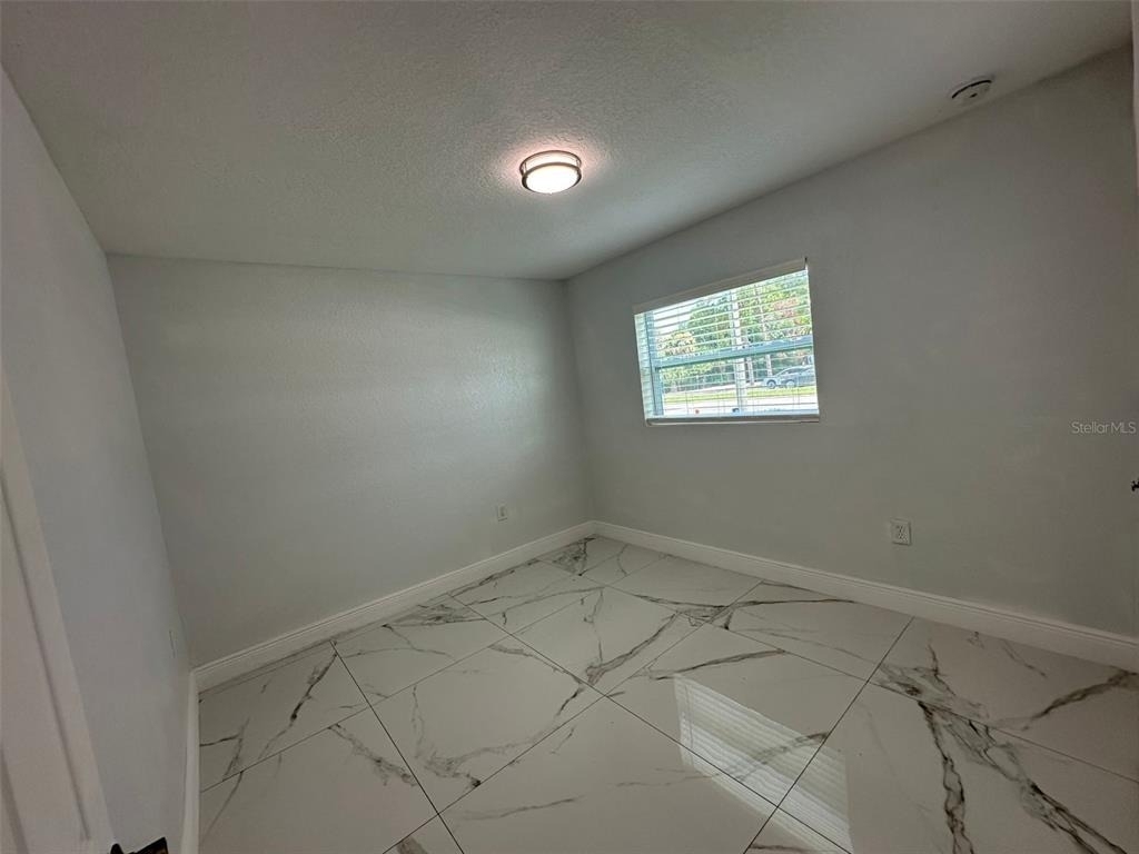 1710 S Washington Avenue - Photo 11