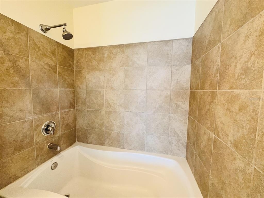 150 E Robinson Street - Photo 16