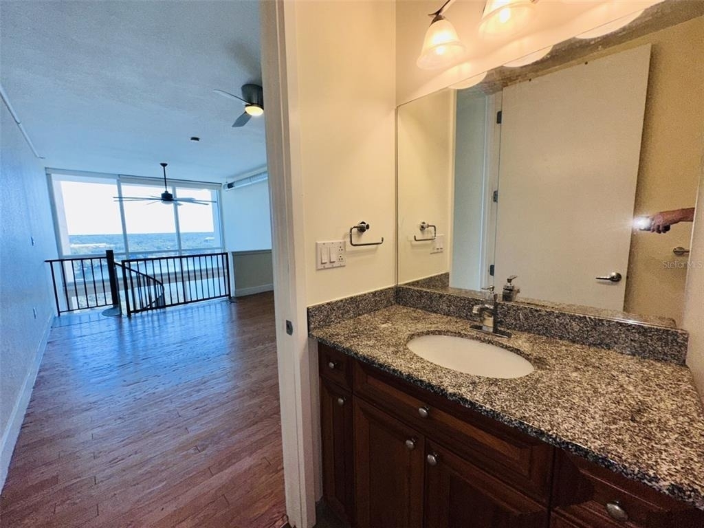 150 E Robinson Street - Photo 15