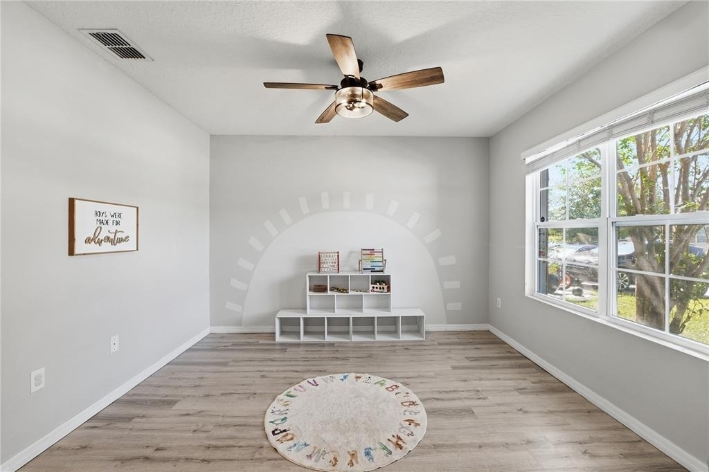 1895 Green Dragon Drive - Photo 4