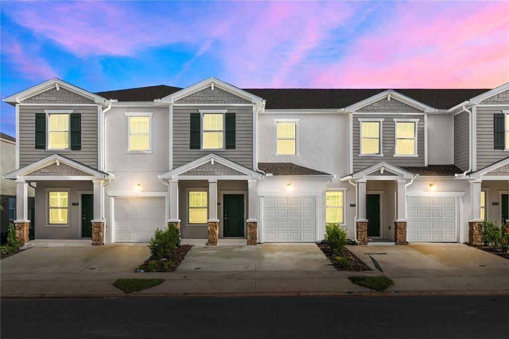 2717 Skyline Loop - Photo 1