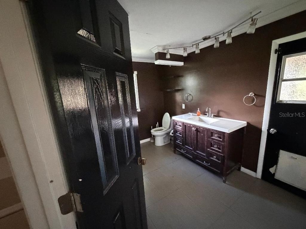 432 Spring Lake Boulevard - Photo 10