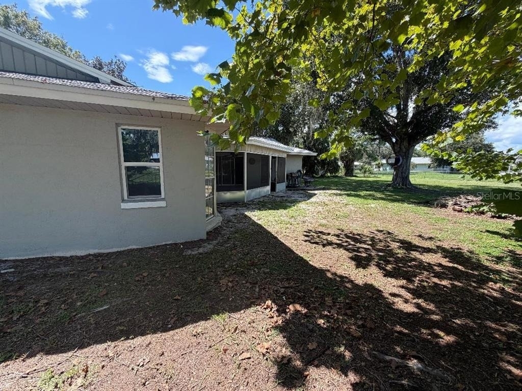 432 Spring Lake Boulevard - Photo 2